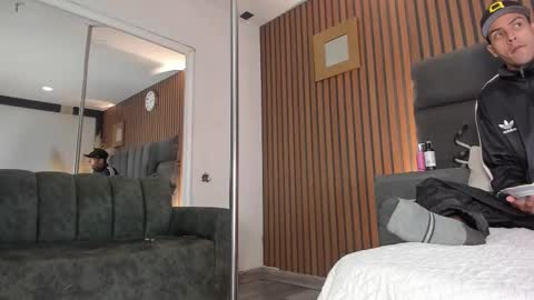 derrymeyers online show from January 2026 06:04:01 AM