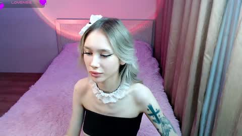 Ari online show from December 2024 10:30:01 PM