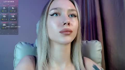 Ari online show from November 2025 05:57:01 PM