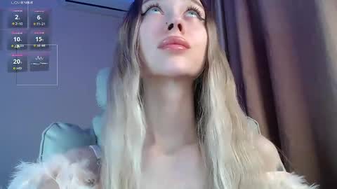 Snapshot of des_ch chatting on May 2026 06:02:02 PM Ari online show from May 2026 06:02:02 PM