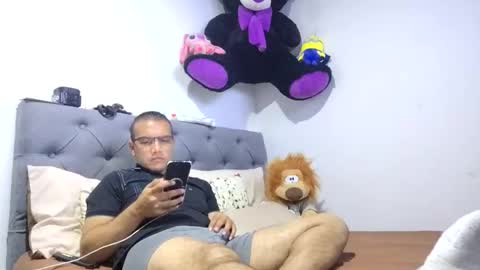 Snapshot of descontrol23173849 chatting on April 2026 01:11:02 AM descontrol23173849 online show from April 2026 01:11:02 AM