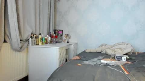 Snapshot of desert2blosom chatting on January 2025 09:00:01 PM Mia online show from January 2025 09:00:01 PM