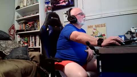 Snapshot of desertknight56 chatting on November 2025 02:12:01 AM D K online show from November 2025 02:12:01 AM