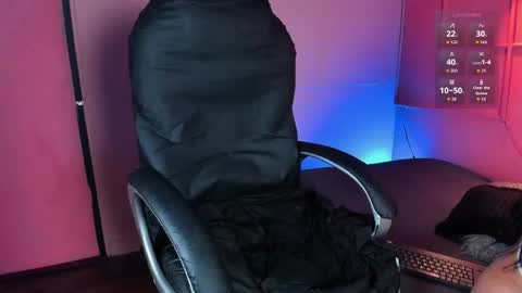 NTMY guys im a kinda desi from Medellin  online show from May 2026 08:14:02 PM