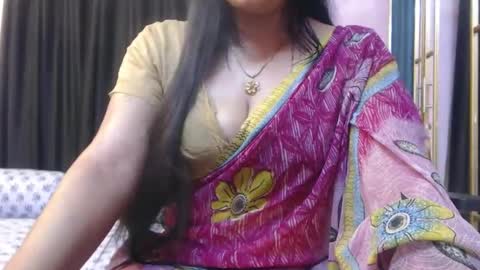 Maisa online show from October 2025 05:25:01 PM