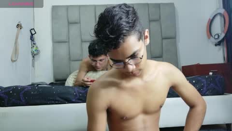 desire4duo online show from May 2026 08:41:02 AM