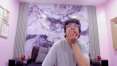 Snapshot of desire_ecstasy chatting on November 2025 01:00:02 PM desire_ecstasy online show from November 2025 01:00:02 PM