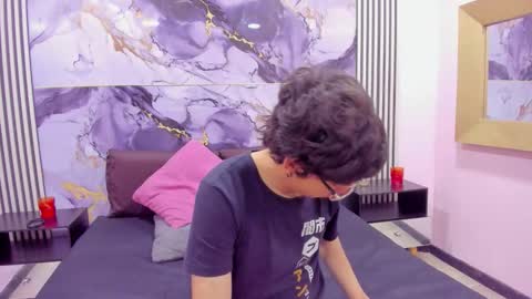 Snapshot of desire_ecstasy chatting on November 2025 12:55:01 PM desire_ecstasy online show from November 2025 12:55:01 PM