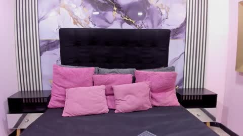 Snapshot of desire_ecstasy chatting on December 2025 12:25:01 PM desire_ecstasy online show from December 2025 12:25:01 PM