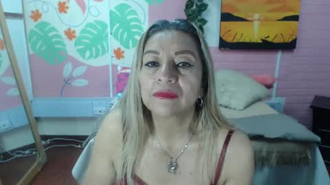 VALERIA online show from November 2025 04:29:01 PM
