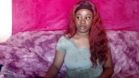 Snapshot of desireeafterdark chatting on December 2024 10:47:02 AM desireeafterdark online show from December 2024 10:47:02 AM