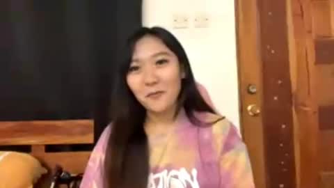 Emily online show from April 2026 01:03:01 PM