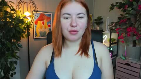 LAYLA online show from October 2025 07:34:01 AM