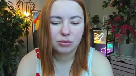 LAYLA online show from December 2025 07:27:02 AM