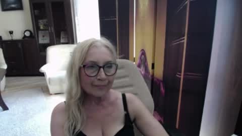 S O F I A online show from June 2026 01:55:01 PM