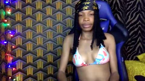 Snapshot of deslimbody90 chatting on February 2026 07:50:02 PM Deslimbody online show from February 2026 07:50:02 PM