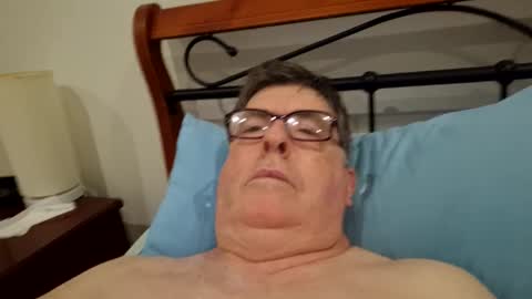 Desmon1958 online show from March 2026 09:45:01 PM