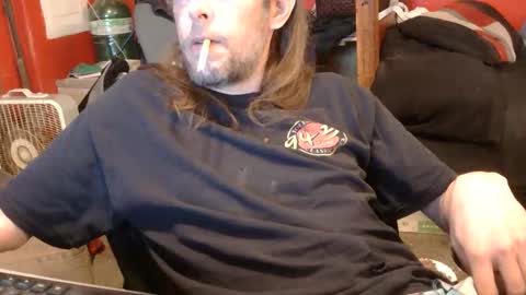 Snapshot of desolation2012 chatting on April 2026 03:50:01 AM desolation2012 online show from April 2026 03:50:01 AM