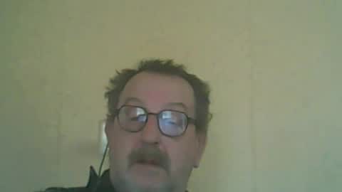 Snapshot of destelp chatting on May 2026 12:01:01 PM destelp online show from May 2026 12:01:01 PM
