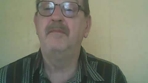 Snapshot of destelp chatting on May 2026 08:54:01 AM destelp online show from May 2026 08:54:01 AM