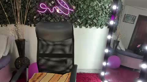 Destiny online show from September 2025 12:07:01 PM