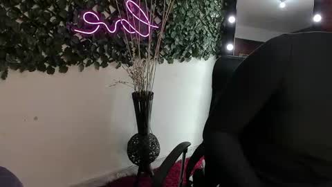 Destiny online show from October 2025 12:33:01 PM