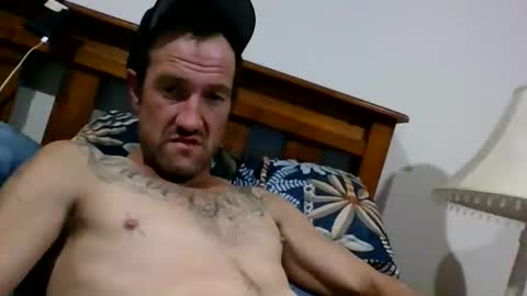 deusemcee92 online show from May 2026 03:30:01 PM