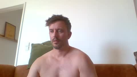 deutero1986 online show from July 2026 03:36:02 PM