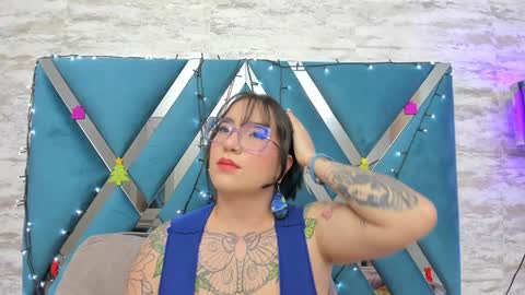 Deva Blue online show from December 2024 04:23:02 AM