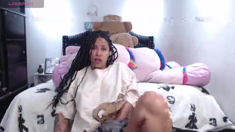 Snapshot of devi_black_13_ chatting on May 2026 01:36:01 AM devi_black_13_ online show from May 2026 01:36:01 AM