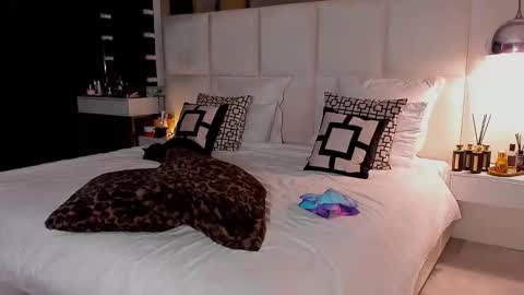 Snapshot of devil_bby chatting on November 2025 07:11:02 AM Devil bb online show from November 2025 07:11:02 AM