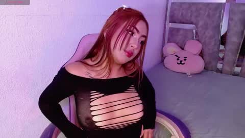 Snapshot of devilchlloe chatting on May 2026 01:07:01 PM devilchlloe online show from May 2026 01:07:01 PM