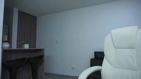 Devin Hunter online show from December 2024 02:41:02 PM