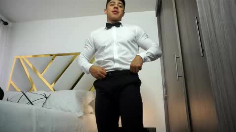 Devin Hunter online show from March 2025 07:54:02 PM