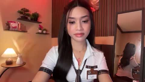 Devine Greyson online show from September 2025 06:55:01 PM