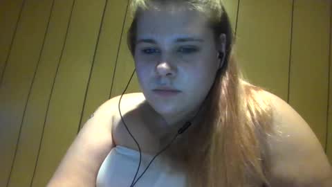 Snapshot of devykitten2018 chatting on February 2025 07:05:01 AM devykitten online show from February 2025 07:05:01 AM