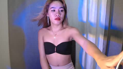 Snapshot of dexie121698 chatting on March 2025 08:19:02 AM dexie121698 online show from March 2025 08:19:02 AM