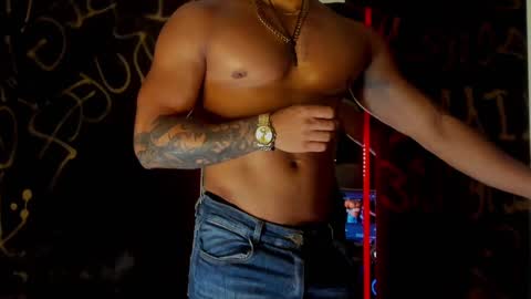 Snapshot of dhan_mackenzie chatting on December 2024 12:30:01 AM dhan_mackenzie online show from December 2024 12:30:01 AM