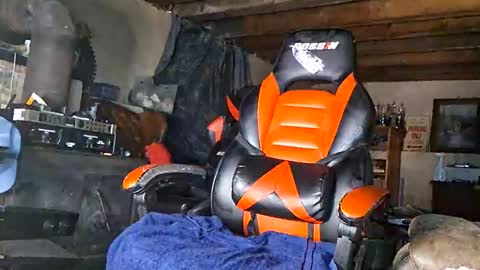 Snapshot of dhbbc454336 chatting on October 2025 02:38:01 PM Marcus D-von Steel as the raunchy ass sniffer thrill me with your online show from October 2025 02:38:01 PM