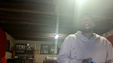 Snapshot of dhbbc454336 chatting on November 2025 10:18:01 AM Marcus D-von Steel as the raunchy ass sniffer thrill me with your online show from November 2025 10:18:01 AM