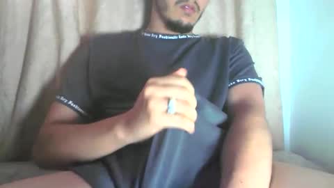 Snapshot of di_carter chatting on November 2025 06:44:02 PM Carter online show from November 2025 06:44:02 PM