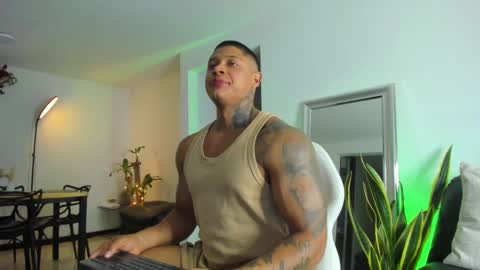 Snapshot of diagostone chatting on February 2025 04:29:01 AM Diego online show from February 2025 04:29:01 AM