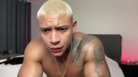 Snapshot of diagostone chatting on September 2025 10:32:01 PM Diego online show from September 2025 10:32:01 PM