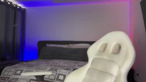 Snapshot of diagostone chatting on October 2025 08:40:02 PM Diego online show from October 2025 08:40:02 PM