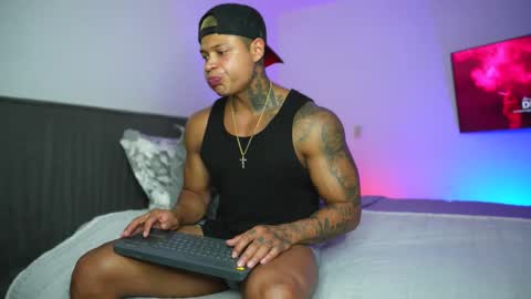 Snapshot of diagostone chatting on November 2025 11:04:01 PM Diego online show from November 2025 11:04:01 PM