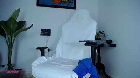 MaSSimo online show from February 2026 07:18:01 PM