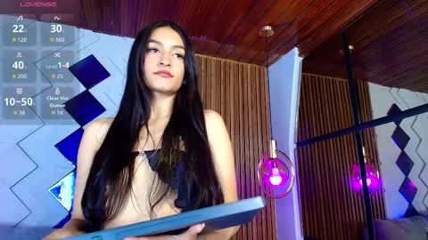 Camila and Megan online show from October 2025 07:03:01 PM