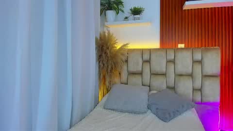 diamond_canela online show from May 2026 04:10:01 AM