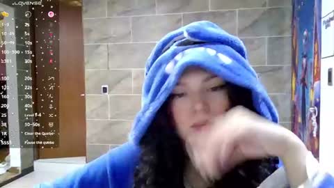 DiamondCurls online show from July 2026 04:06:01 PM