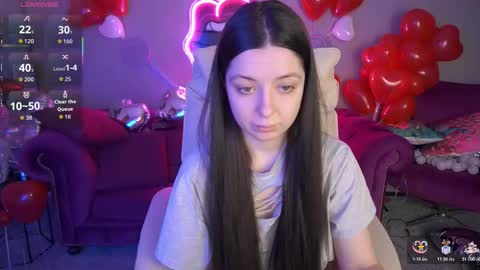 Snapshot of diamondeyeess chatting on February 2026 06:54:01 AM Sasha online show from February 2026 06:54:01 AM